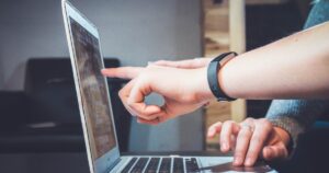 AI receptionist comparison for insurance agencies